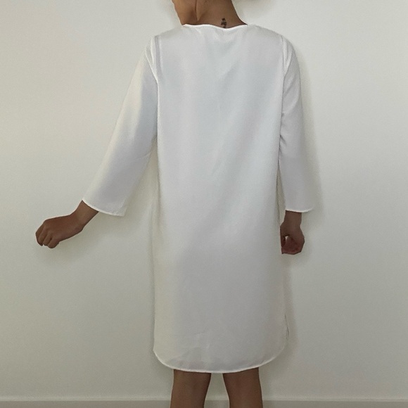 Long Sleeve Dress - Picture 5 of 6